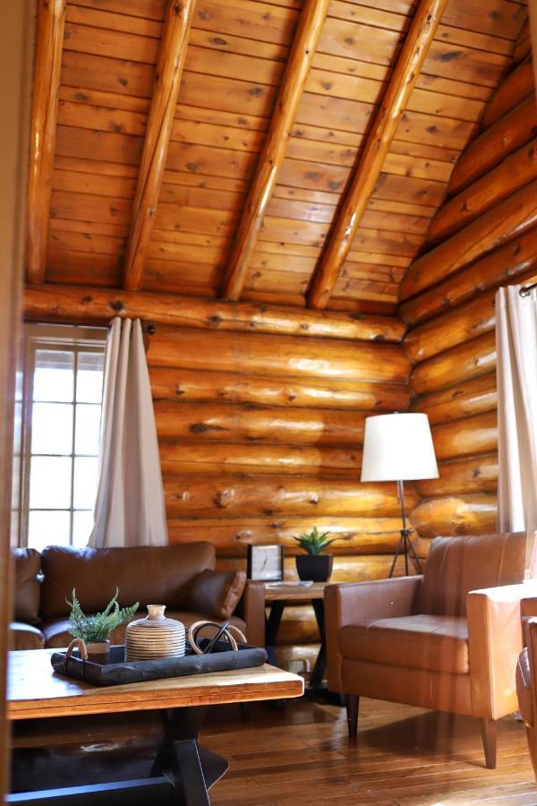 Historic Log Cabin #14 At Horse Creek Resort ラピッドシティ エクステリア 写真